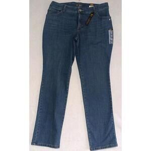 Lee Women’s 18w Straight Leg Relaxed Fit High Rise Jeans —-  New With Tags